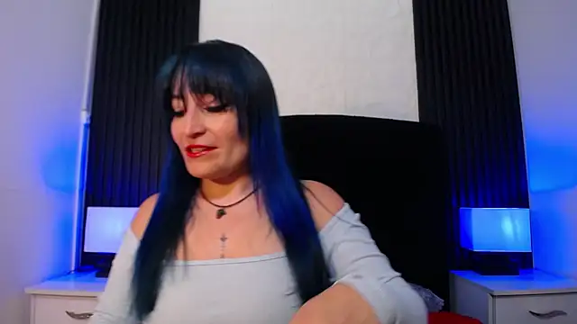 alicia moom online show from 10-21-25, 07:35