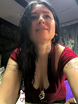 KikiXRed online show from 11-27-25, 10:05