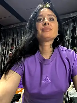 KikiXRed online show from 04-19-26, 05:25