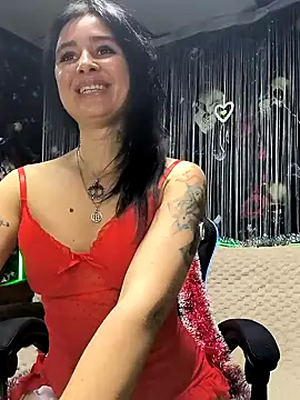 KikiXRed online show from 12-28-24, 10:36