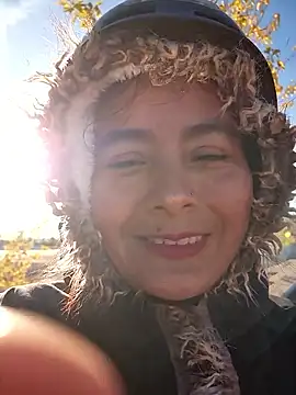 Snapshot of bellapaty chatting on 10-15-25, 07:38 bellapaty online show from 10-15-25, 07:38