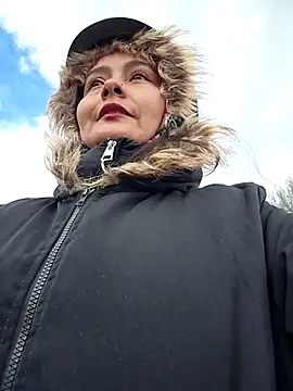 Snapshot of bellapaty chatting on 03-14-25, 01:57 bellapaty online show from 03-14-25, 01:57