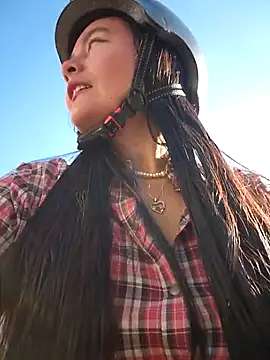 Snapshot of bellapaty chatting on 09-18-25, 07:33 bellapaty online show from 09-18-25, 07:33