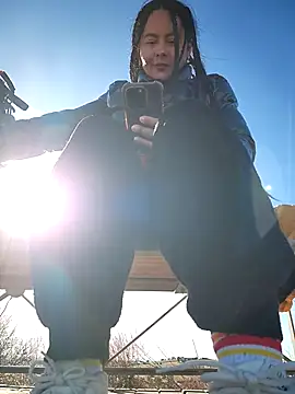 Snapshot of bellapaty chatting on 12-01-25, 10:38 bellapaty online show from 12-01-25, 10:38