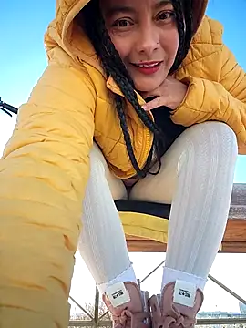 Snapshot of bellapaty chatting on 11-27-25, 11:10 bellapaty online show from 11-27-25, 11:10