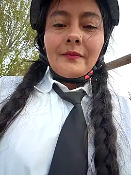 Snapshot of bellapaty chatting on 10-19-25, 08:50 bellapaty online show from 10-19-25, 08:50