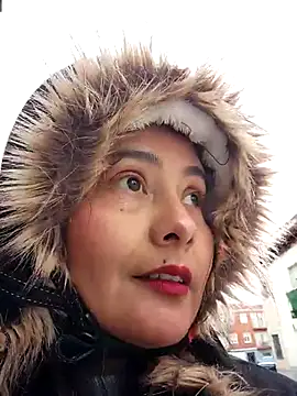 Snapshot of bellapaty chatting on 03-13-25, 03:28 bellapaty online show from 03-13-25, 03:28