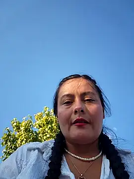 Snapshot of bellapaty chatting on 09-15-25, 05:13 bellapaty online show from 09-15-25, 05:13