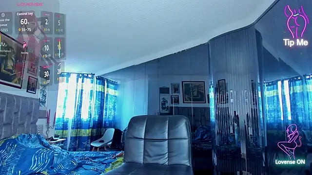 EmmaHills Sex online show from 04-09-26, 01:17