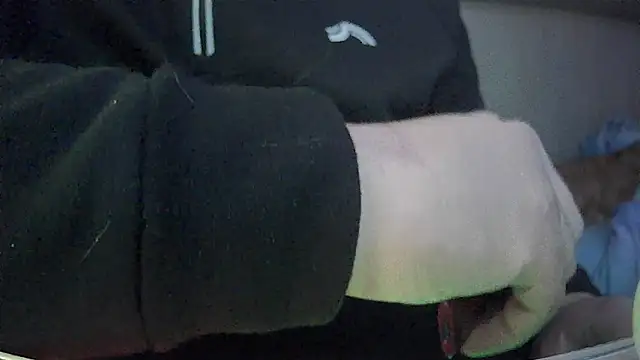 michele1500 online show from 12-19-25, 05:26