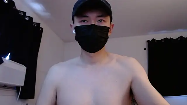 Snapshot of twbobo00715 chatting on 11-14-25, 04:32 twbobo00715 online show from 11-14-25, 04:32