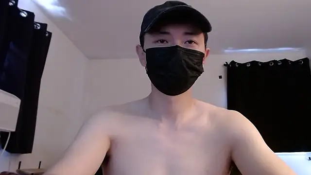 Snapshot of twbobo00715 chatting on 10-19-25, 05:48 twbobo00715 online show from 10-19-25, 05:48