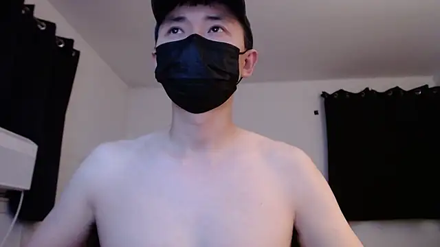 Snapshot of twbobo00715 chatting on 10-17-25, 10:33 twbobo00715 online show from 10-17-25, 10:33