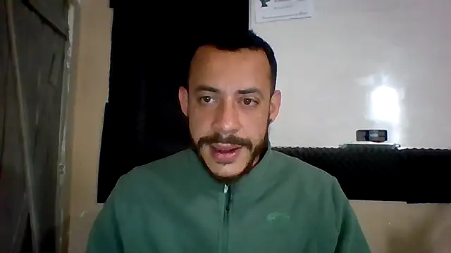 MachoScorpionCaralho online show from 09-27-25, 12:44