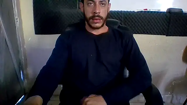 MachoScorpionCaralho online show from 09-18-25, 11:13