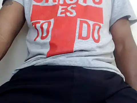 Snapshot of royblackbigpvt chatting on 03-17-25, 05:49 royblackbigpvt online show from 03-17-25, 05:49