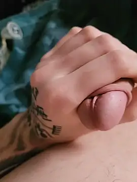 SexyGoldBoy22 online show from 02-18-26, 08:33