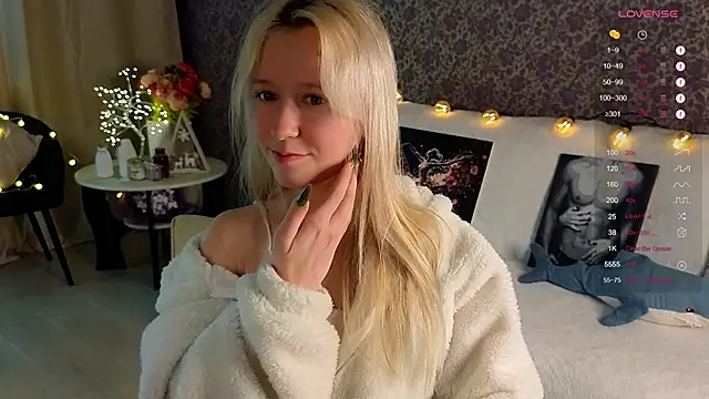 Snapshot of Arveni chatting on 01-24-25, 08:00 Arveni online show from 01-24-25, 08:00