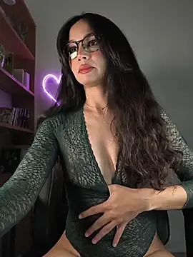 Naughty-Jessie online show from 05-03-26, 09:18