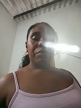 Snapshot of interracia1xx chatting on 05-23-26, 04:44 interracia1xx online show from 05-23-26, 04:44