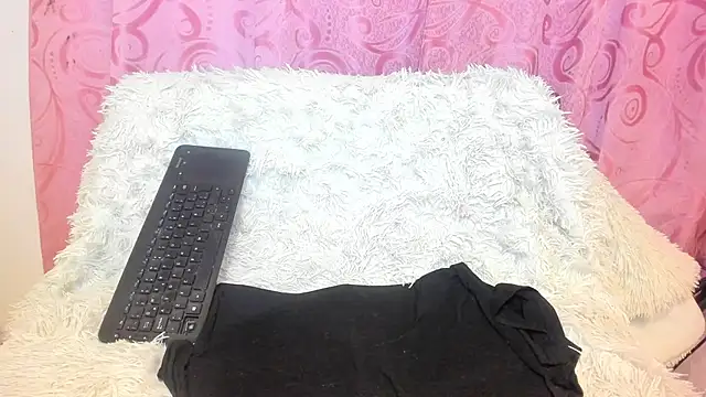 iisabella gonzalez online show from 11-05-25, 04:59