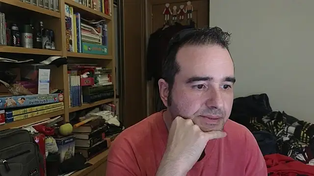 curiosillo83 online show from 04-18-26, 05:04