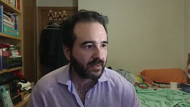 curiosillo83 online show from 07-16-26, 01:52