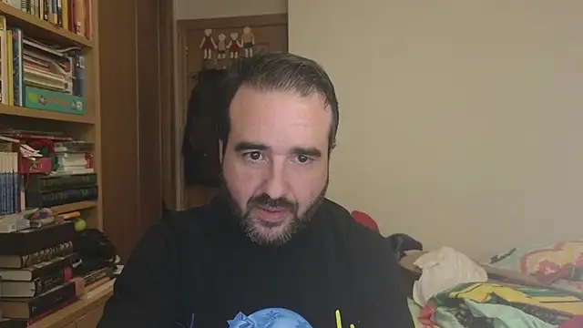 curiosillo83 online show from 12-16-25, 03:27