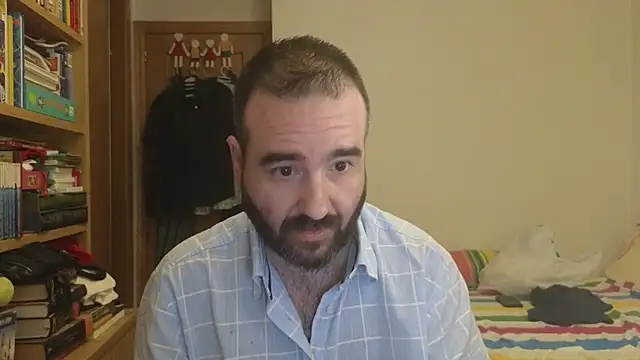 curiosillo83 online show from 07-25-26, 05:37