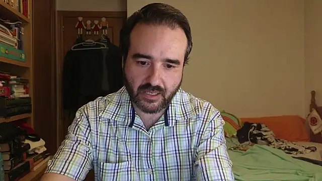 curiosillo83 online show from 07-07-26, 02:20