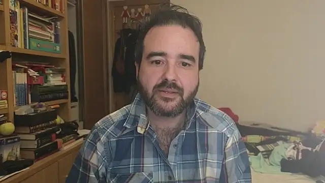 curiosillo83 online show from 12-22-25, 02:39