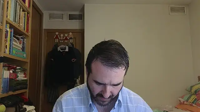 curiosillo83 online show from 06-11-26, 10:56