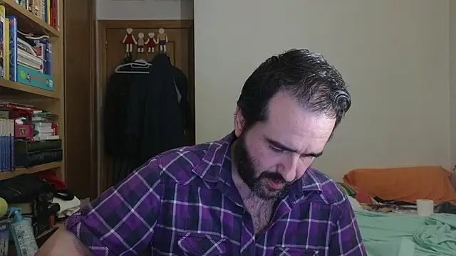curiosillo83 online show from 07-15-26, 04:47