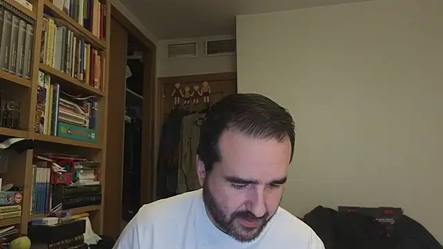 curiosillo83 online show from 02-22-26, 02:52