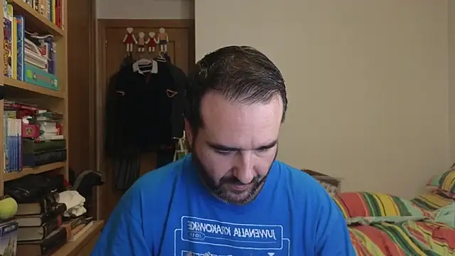 curiosillo83 online show from 06-06-26, 11:04
