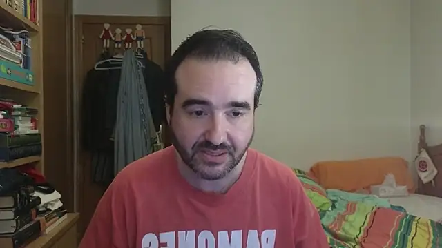 curiosillo83 online show from 06-24-26, 12:48