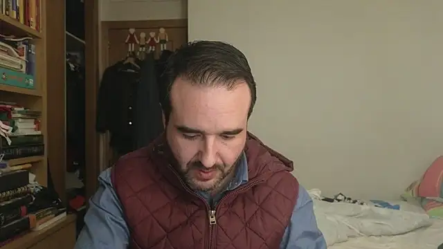 curiosillo83 online show from 02-26-26, 03:23