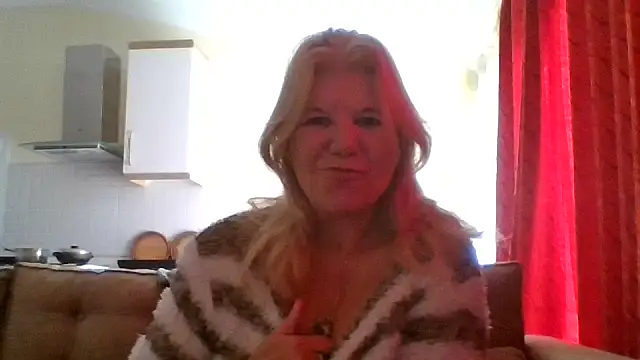 TrustfulVampire1 online show from 02-26-26, 06:02