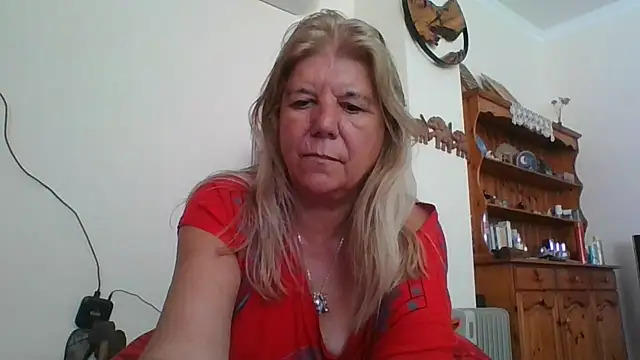 Snapshot of TrustfulVampire1 chatting on 05-05-26, 09:56 TrustfulVampire1 online show from 05-05-26, 09:56