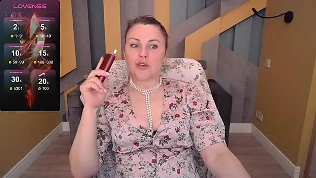 Candy Long online show from 04-18-26, 05:32