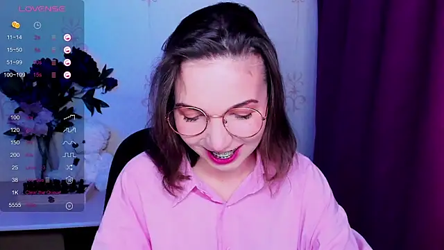 KindHazelHere  online show from 03-10-26, 06:01