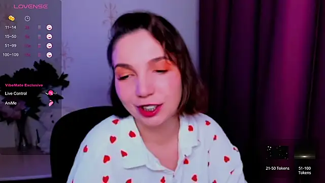 KindHazelHere  online show from 11-28-25, 12:22