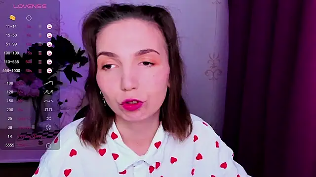 KindHazelHere  online show from 04-10-26, 06:15