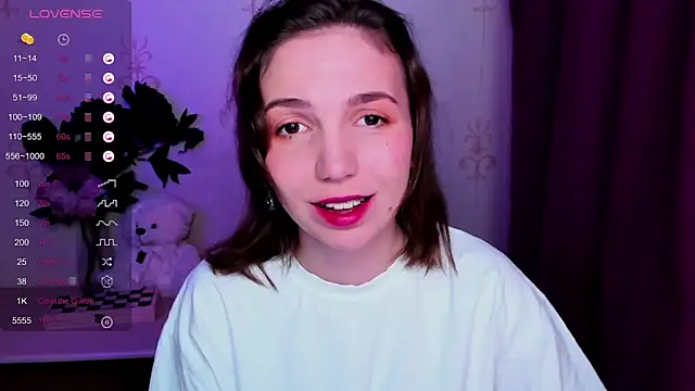 KindHazelHere  online show from 04-07-26, 12:12