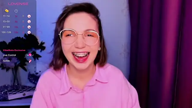 KindHazelHere  online show from 12-22-25, 09:15