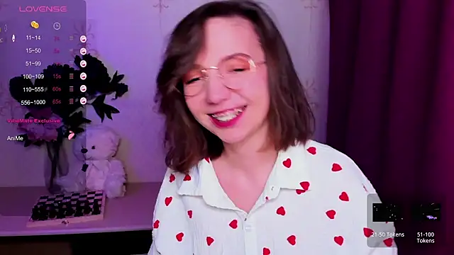 KindHazelHere  online show from 03-18-26, 06:20