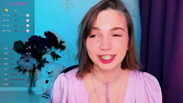 KindHazelHere  online show from 01-18-26, 06:33