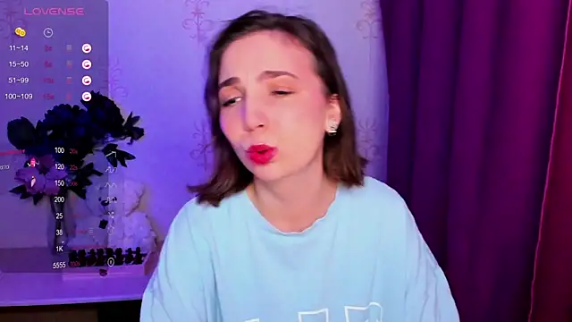 KindHazelHere  online show from 01-31-26, 08:18