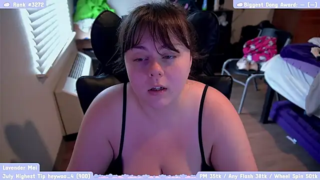 Snapshot of lavendermei chatting on 07-09-26, 05:45 lavendermei online show from 07-09-26, 05:45