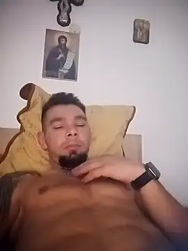 Medelin92 online show from 12-13-25, 11:00